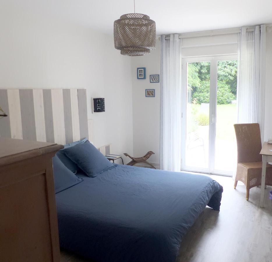 Ailes Et Iles Bed and Breakfast Pleudaniel Exteriör bild