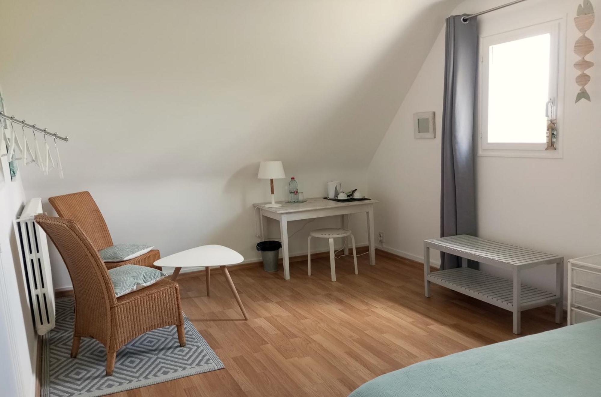 Ailes Et Iles Bed and Breakfast Pleudaniel Exteriör bild