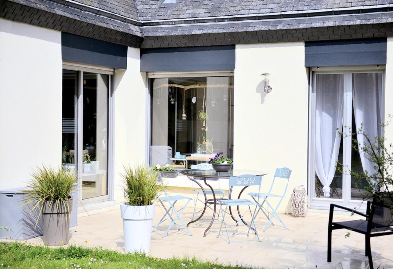Ailes Et Iles Bed and Breakfast Pleudaniel Exteriör bild